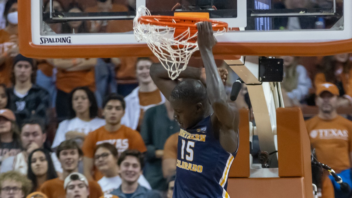 Sharps Spraying this Late-Night CBB Spread Image